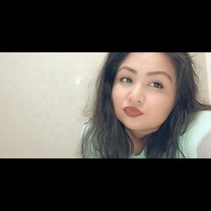 Meet your Posher, Brenda